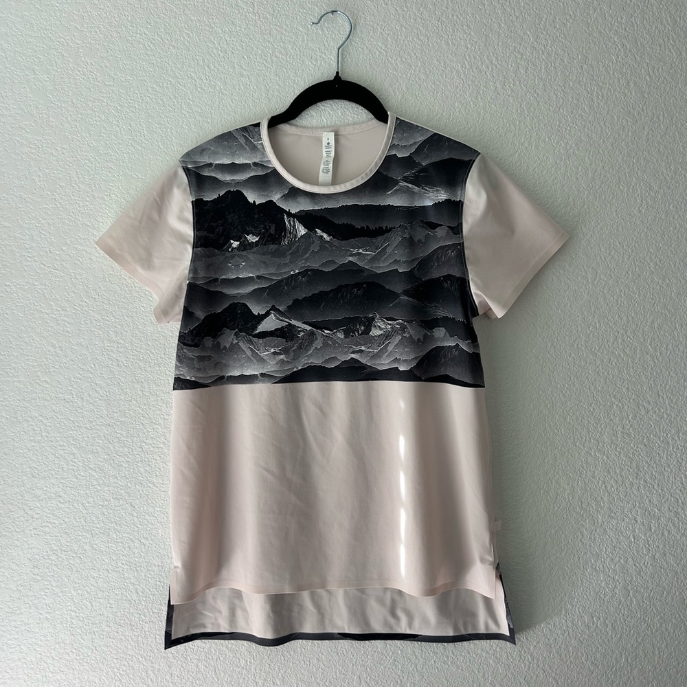 Lululemon Snap Shot Tee in Misty Mountain 6